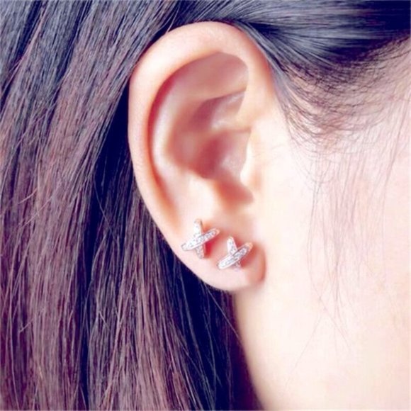 New 925 Silver Sim. Diamond Studs - Picture 5 of 5